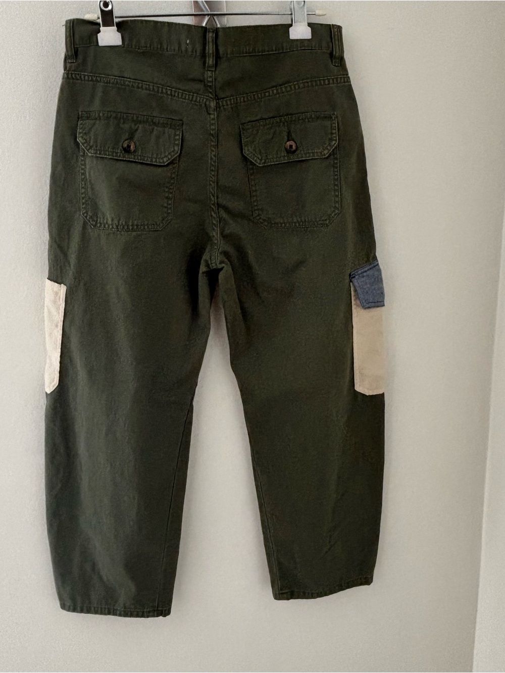 BDG Desert Curved Skate Pants Cargo Olive with Cream & Blue Patch Pockets - Picture 14 of 14